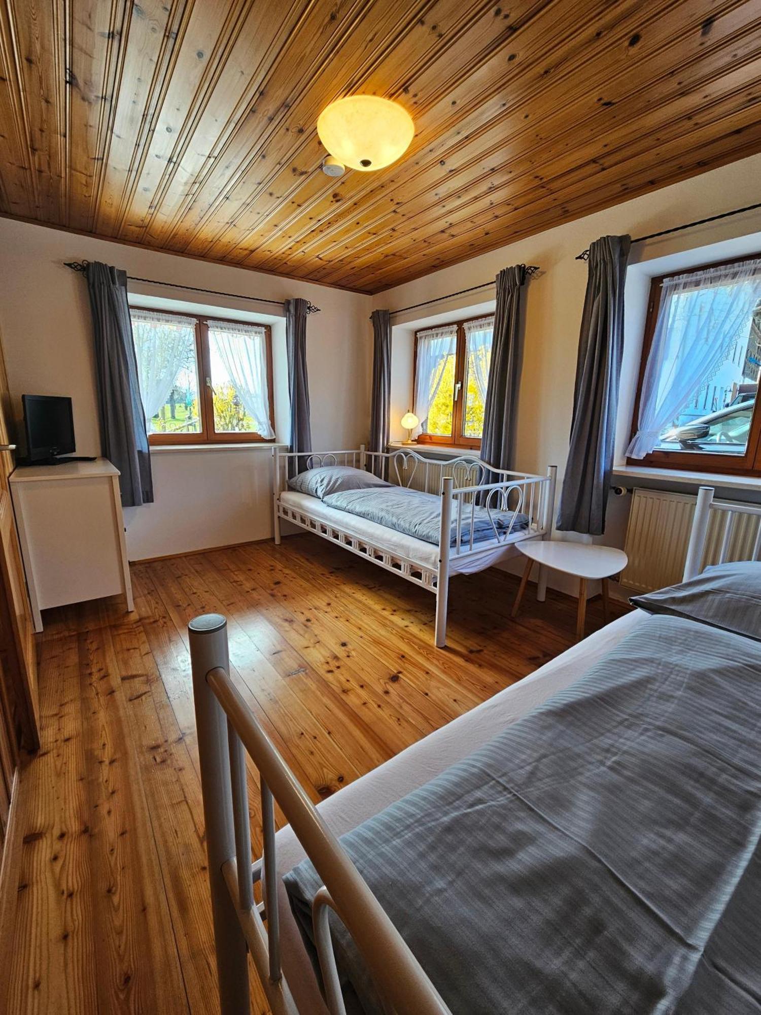 Ferienwohnungen Loisenhof Gstadt am Chiemsee Ngoại thất bức ảnh